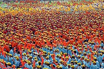 山西萬名大學生組“五月花海”