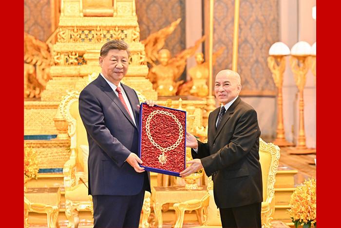 習(xí)近平會(huì)見(jiàn)柬埔寨國(guó)王西哈莫尼