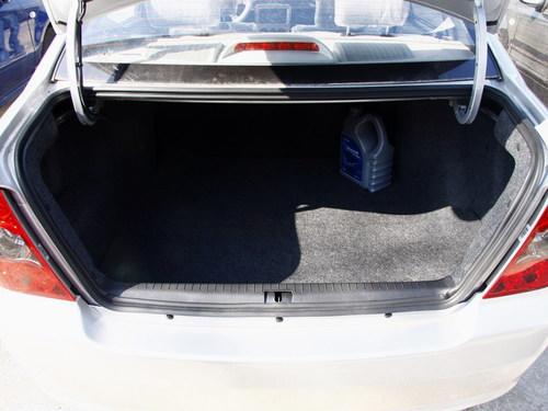 駕駛輕松兼家用 十萬元自動擋車型推薦