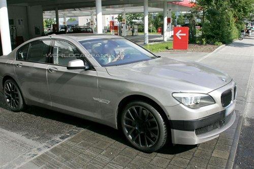 新旗艦!疑似寶馬高性能M7車型諜照曝光 汽車之家 新旗艦!疑似寶馬高性能M7車型諜照曝光 汽車之家