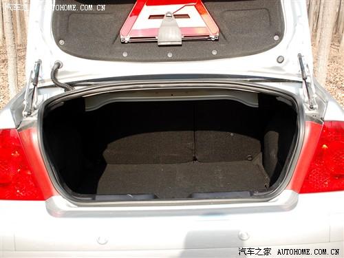 汽車之家 東風標致 標致307 2.0 手動尊享版