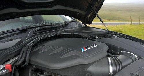 不輸超跑的性能 寶馬M3對比奔馳C63AMG 汽車之家 不輸超跑的性能 寶馬M3對比奔馳C63AMG 汽車之家