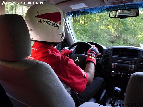 全天候全地形 試第四代進口三菱帕杰羅 汽車之家 全天候全地形 試第四代進口三菱帕杰羅 汽車之家