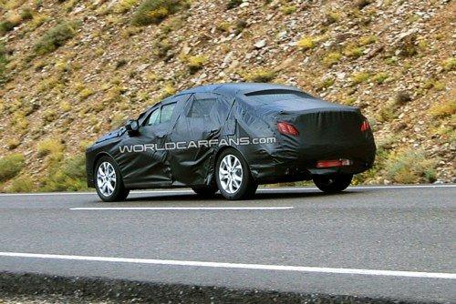 明年海外首發 標致408路試諜照首次曝光 汽車之家 明年海外首發 標致408路試諜照首次曝光 汽車之家