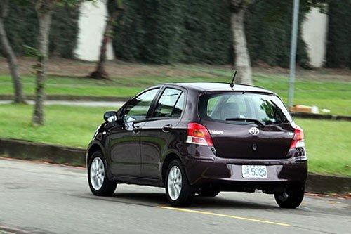 冷暖當自知!海外試駕2010款豐田雅力士 汽車之家 冷暖當自知!海外試駕2010款豐田雅力士 汽車之家