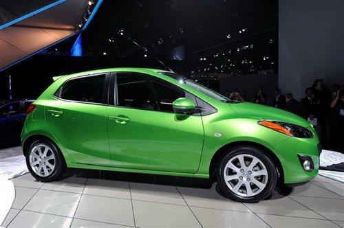 明年夏季上市 2011款馬自達2實車亮相 汽車之家 明年夏季上市 2011款馬自達2實車亮相 汽車之家