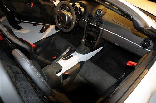 ���p�ı��r(sh��)�� �¿�Boxster Spyder�l(f��)�� ��܇֮��