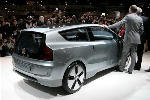 �ٹ����ͺ�2.44L ����Up!Lite����܇(ch��) ��܇(ch��)֮��