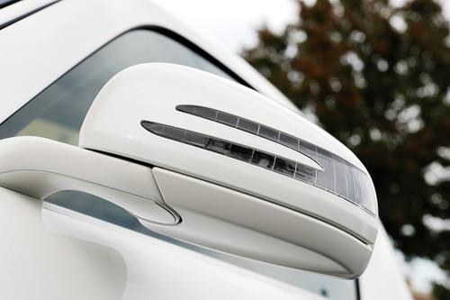 經典重現 海外試梅賽德斯-奔馳SLS AMG