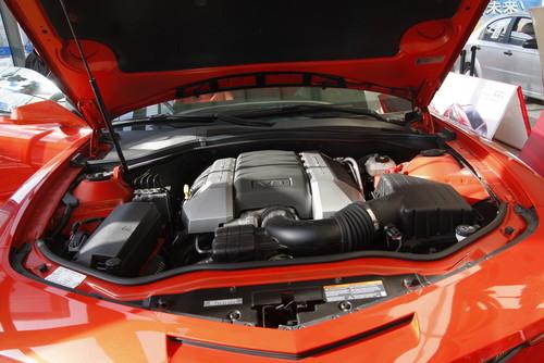 “大黃蜂”換裝 實拍紅色雪佛蘭Camaro