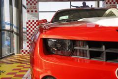 “大黃蜂”換裝 實拍紅色雪佛蘭Camaro