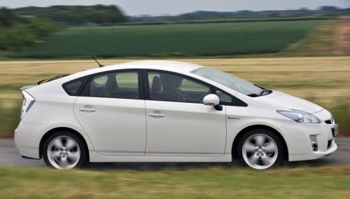 插電的混合動力車 試2012款豐田普銳斯