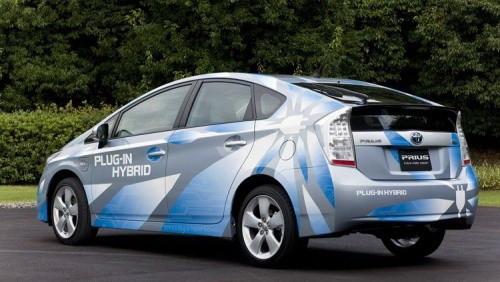插電的混合動力車 試2012款豐田普銳斯