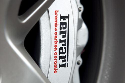 國家寶藏 試法拉利最新超跑458 Italia