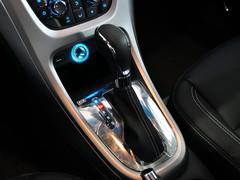 13萬買它值不值?英朗PK高爾夫6/福克斯