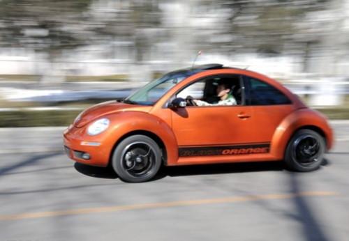復(fù)古+運動 試駕體驗大眾新甲殼蟲墨橘版