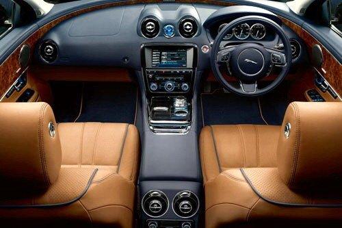 挑戰奢華極限 捷豹XJ3.0D決戰寶馬730D 汽車之家 挑戰奢華極限 捷豹XJ3.0D決戰寶馬730D 汽車之家