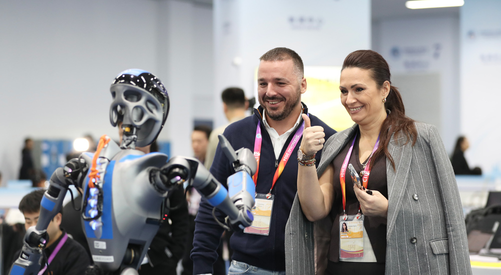 【中新畫報】太超前了，進(jìn)博會！