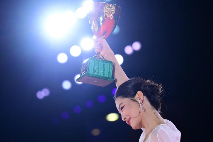 辛芷蕾獲第82屆威尼斯電影節(jié)最佳女演員獎(jiǎng)